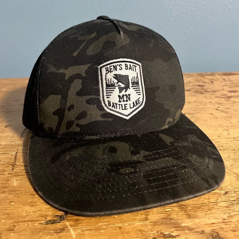 The Classics Dark Camouflage Trucker snap back Hat
